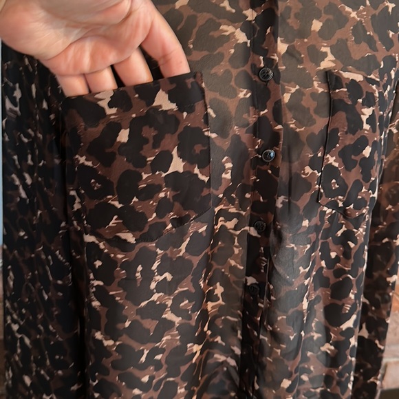 Guess Sheer Leopard Print Long Sleeve Button Down Women’s Shirt Size L - Picture 3 of 8